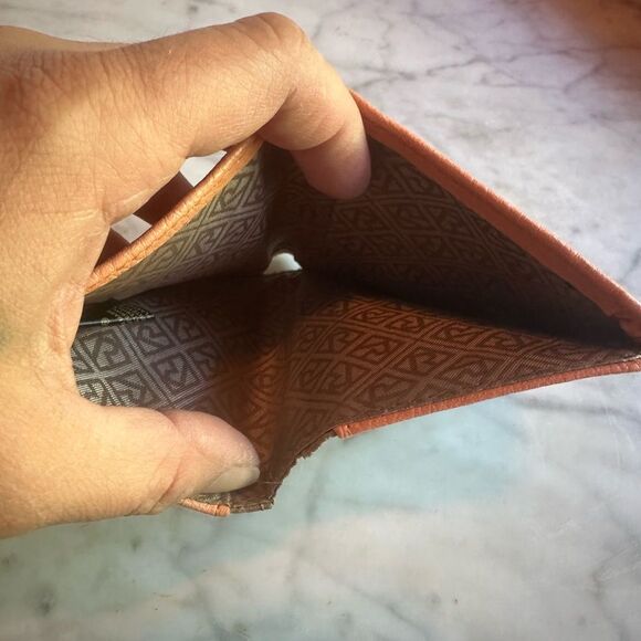 Relic pink peachy wallet paper money and coins - Picture 3 of 5